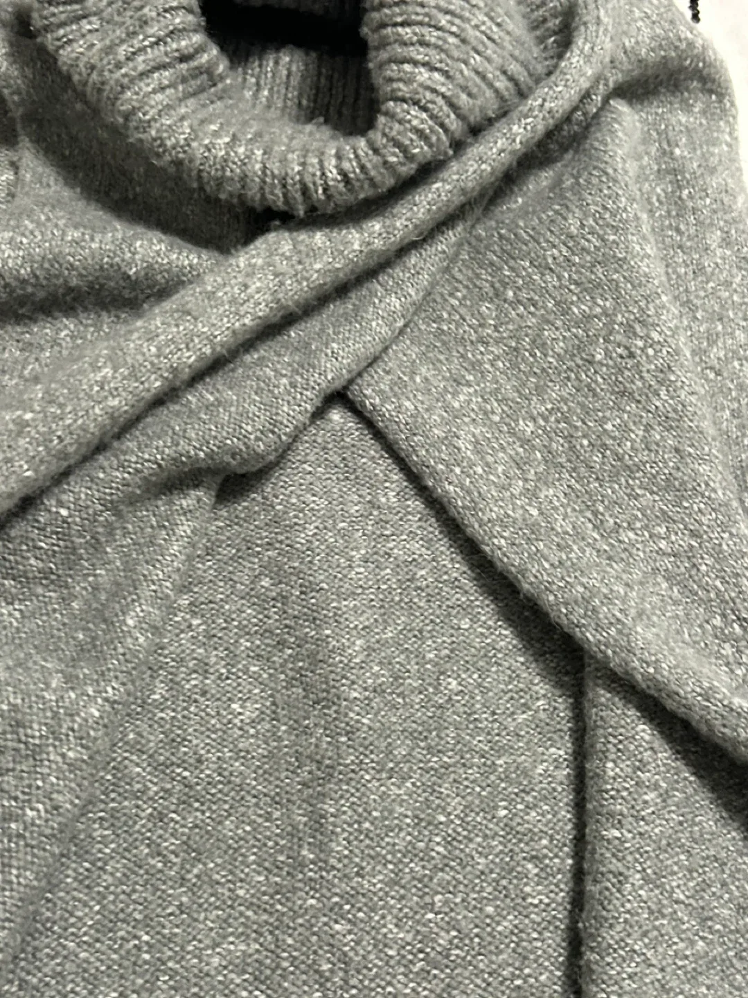 Rudsak M/G-M/L Grey Sweater Vest image indicator(4)