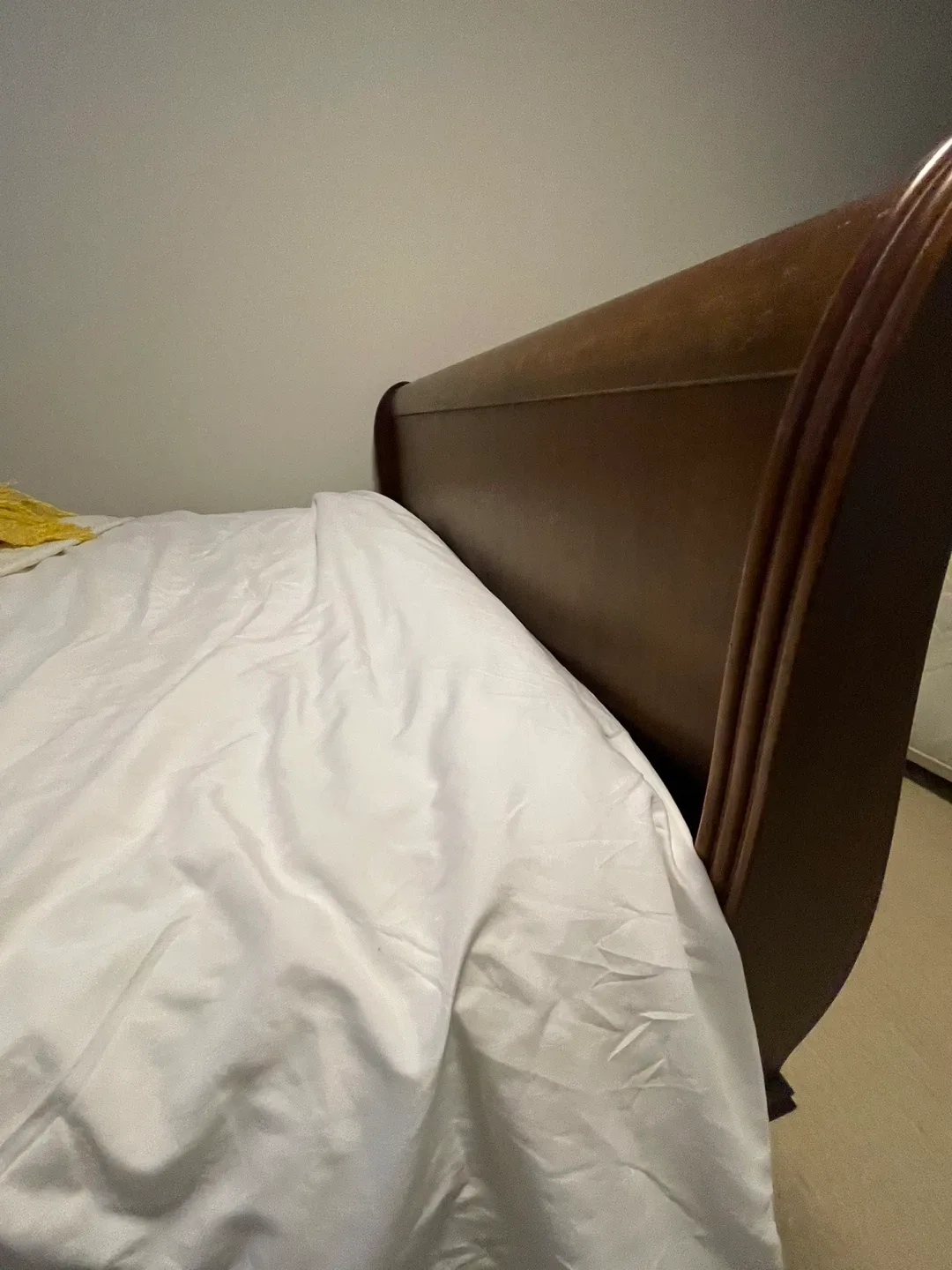 Queen Bed Frame Solid Wood image indicator(4)