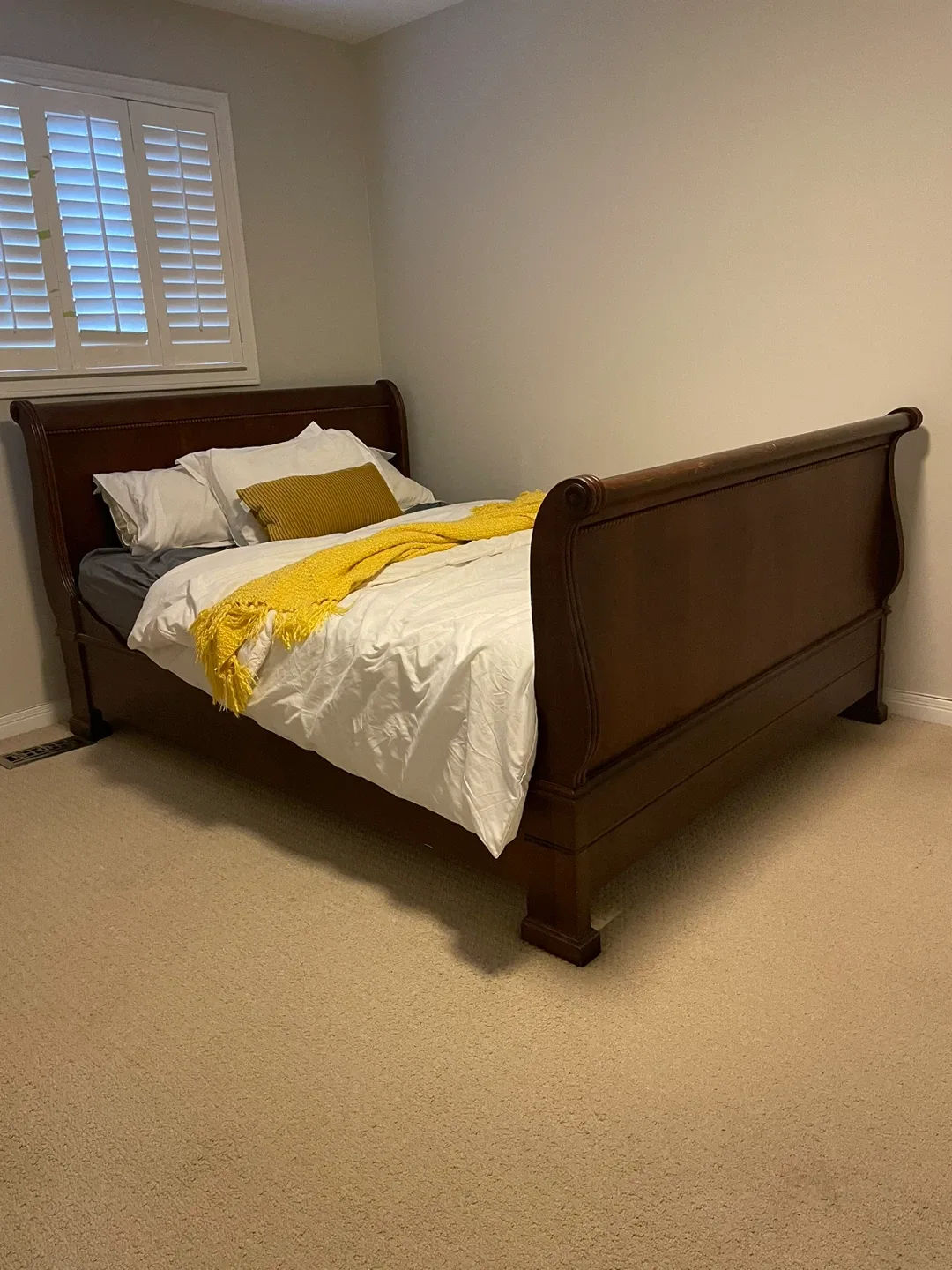 Queen Bed Frame Solid Wood image indicator(2)