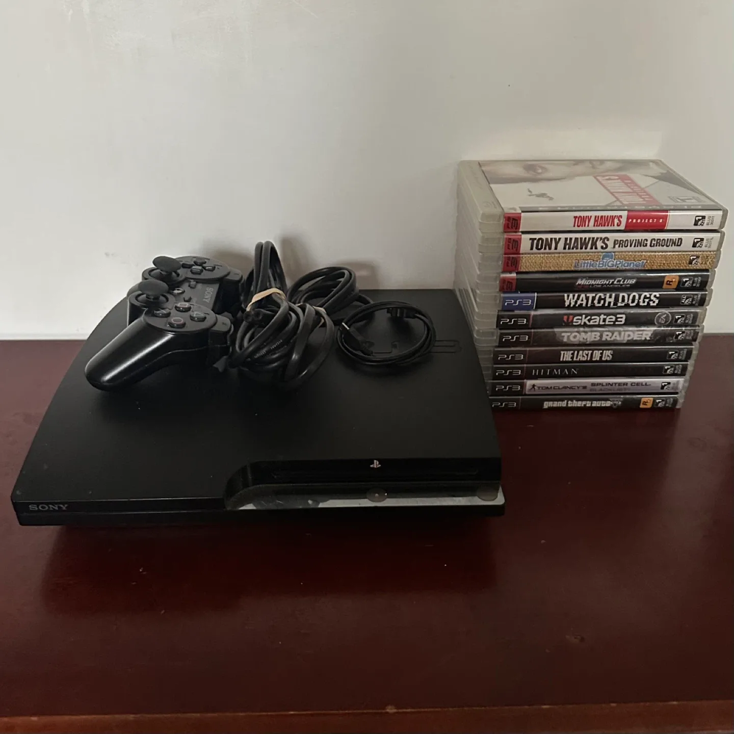 149 GB PS3, HDMI, Controller & Games