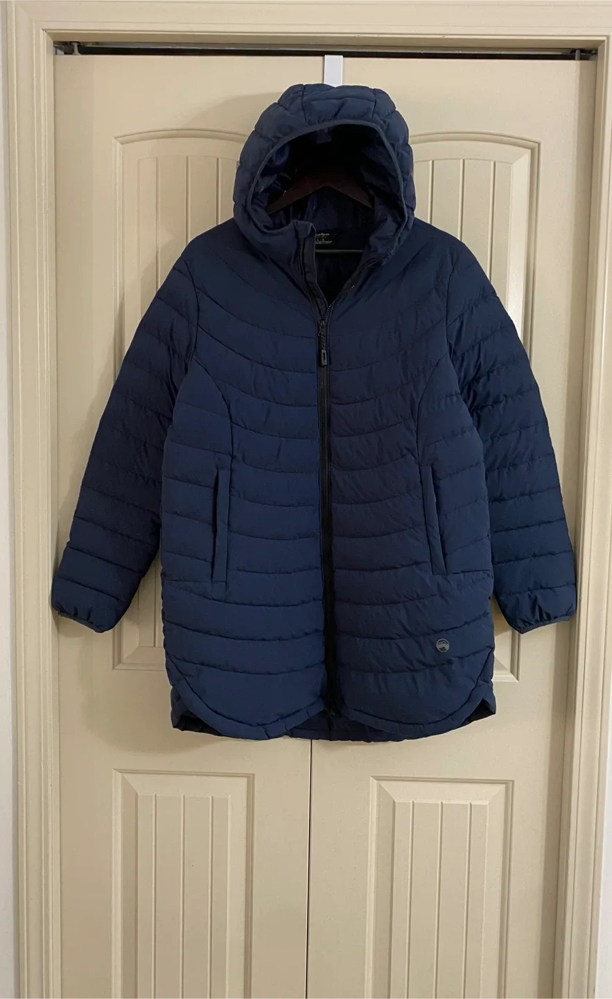 Wind River Hyper-Dri T-Max Puffer Coat - L