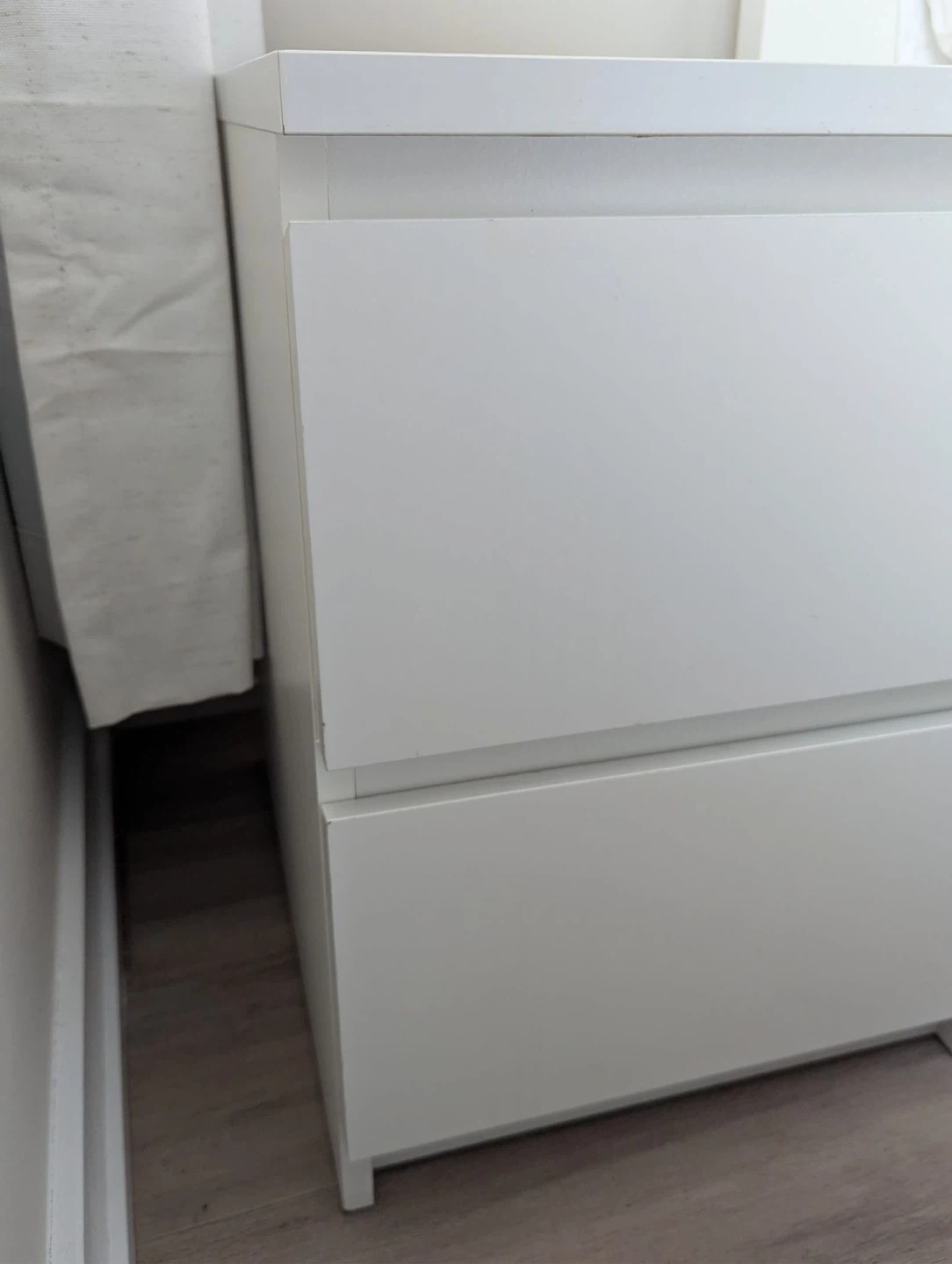 IKEA Malm 2- Nightstands - White - photo 4