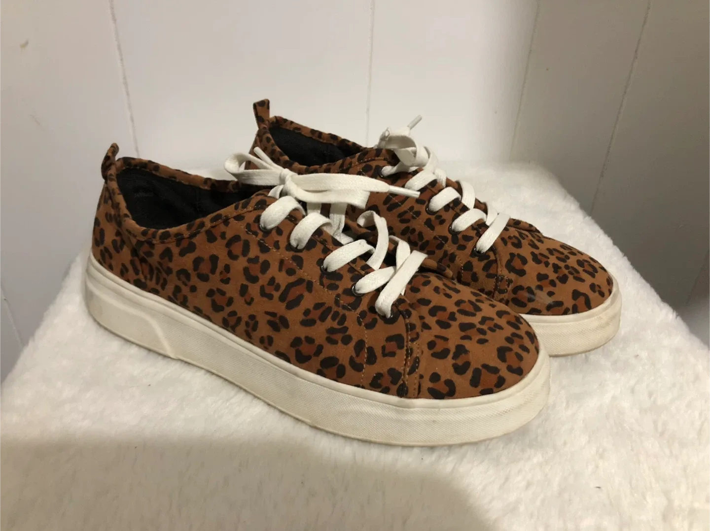 Women’s Animal Print Shoes. Size 10. Joe Fresh.