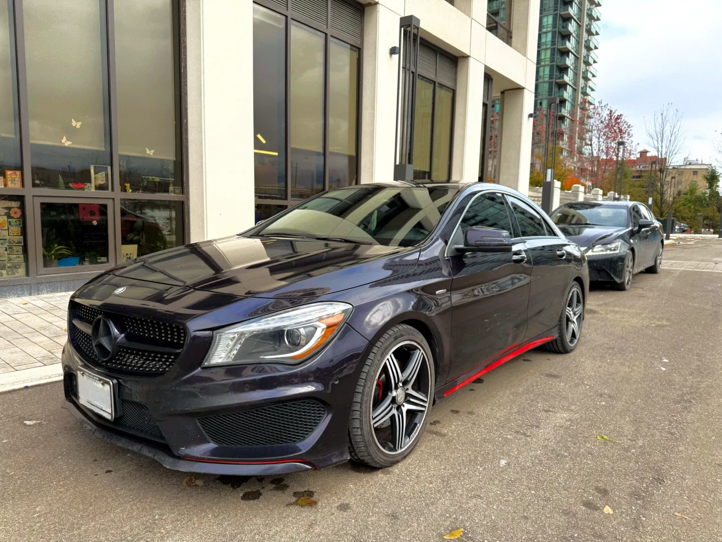 Mercedes-Benz CLA 250 4MATIC image indicator(4)