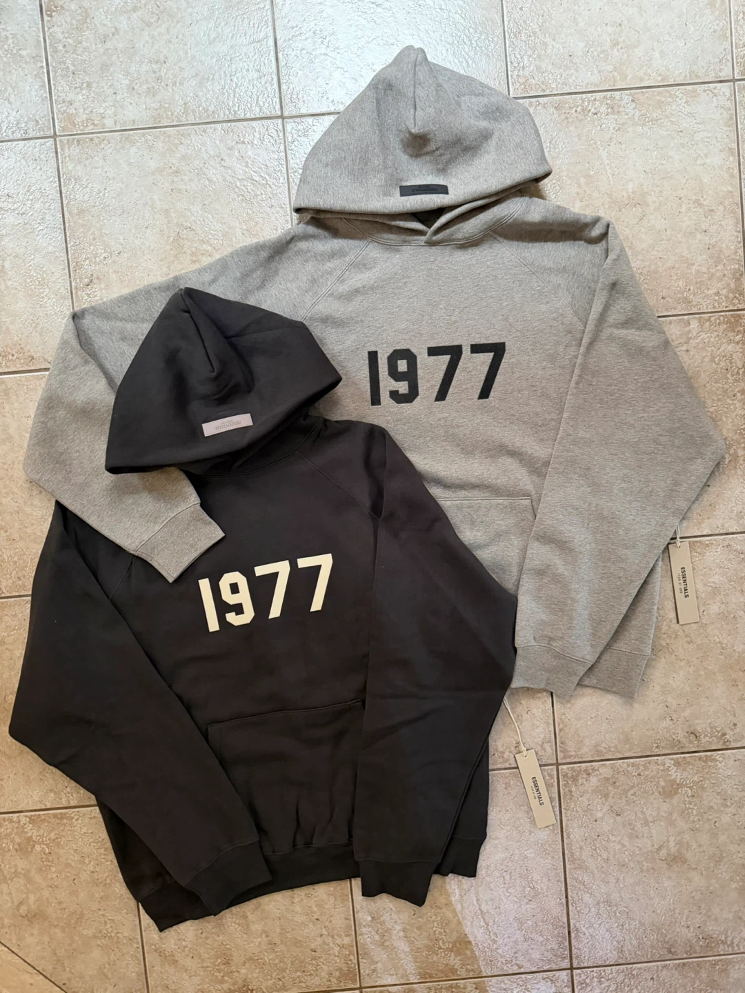 *AUTHENTIC* Essentials 1977 Hoodies & Sweatpants