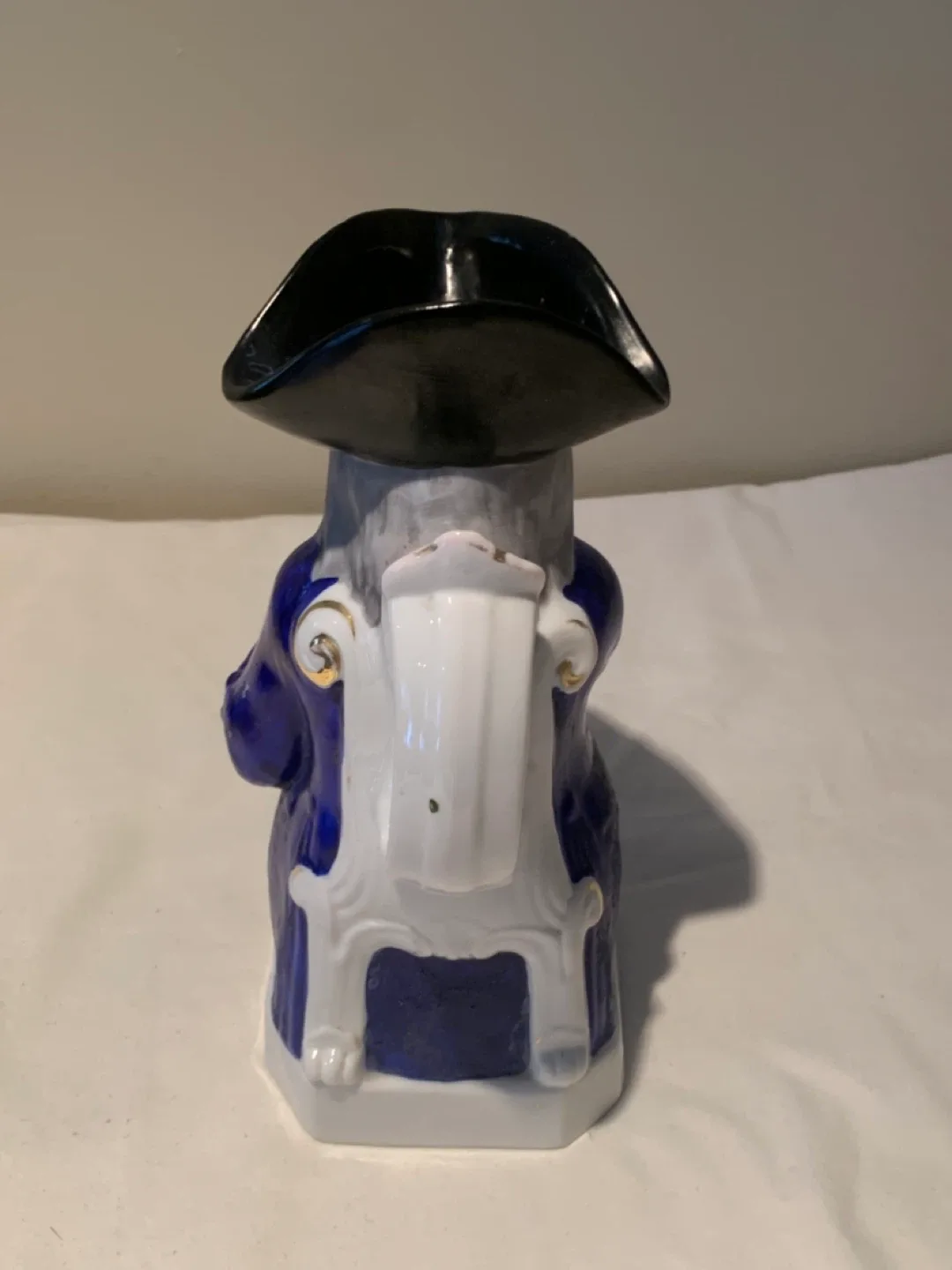 Vintage Toby Jug Figurine image indicator(2)