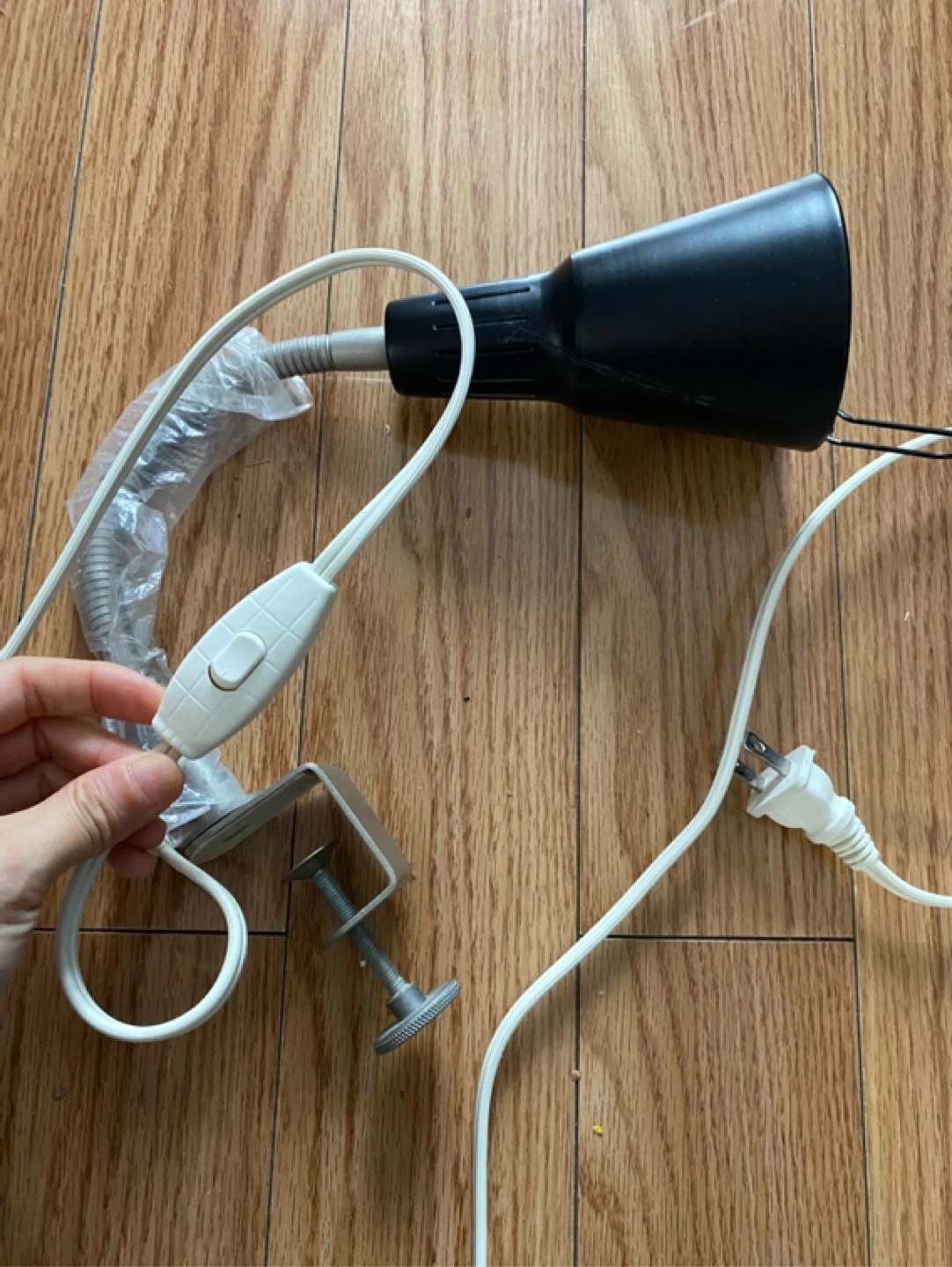 IKEA Clamp Spotlight - Desk 、Bed lamp Black - photo 2