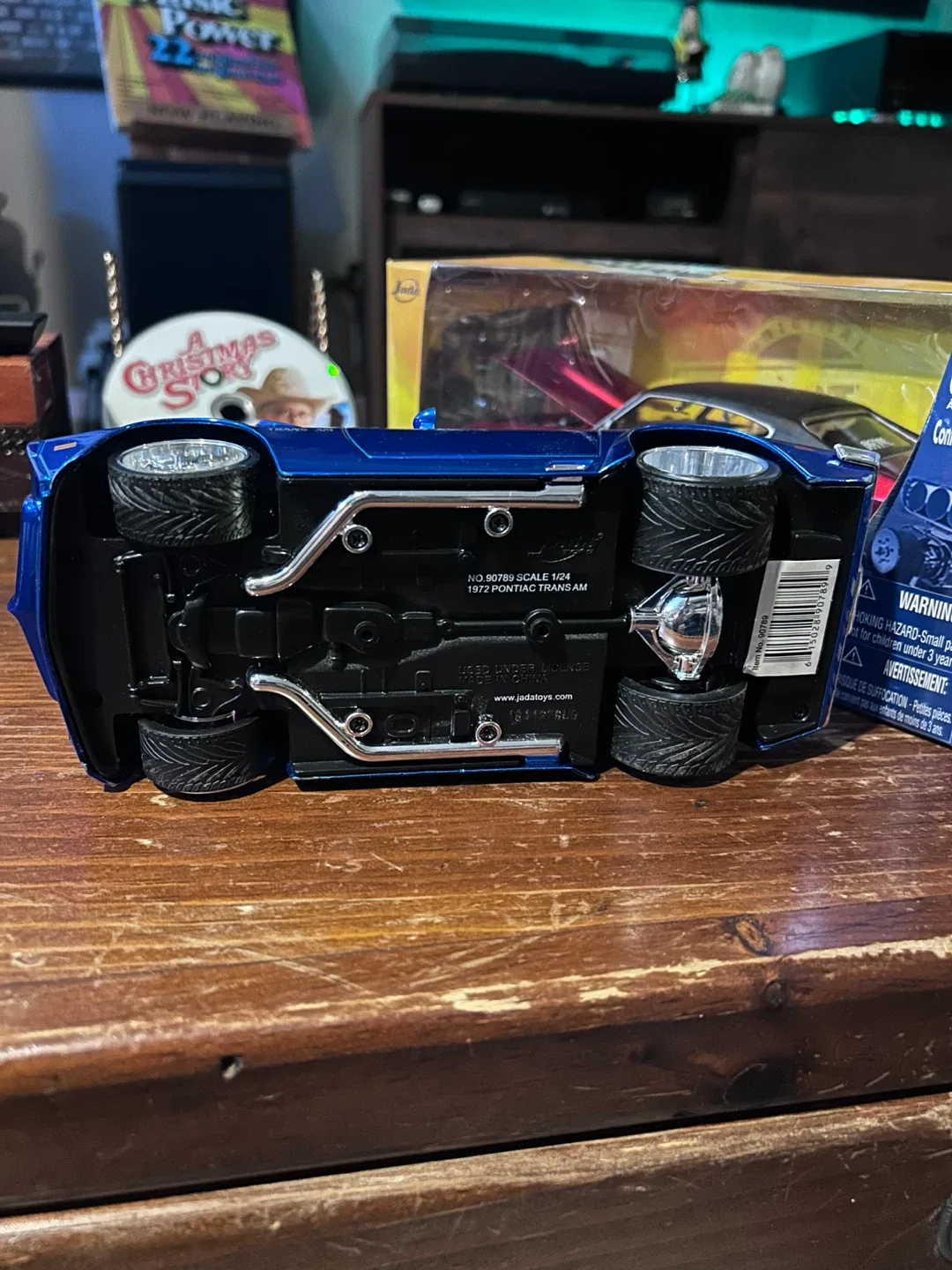 Jada Toys 1972 Pontiac Trans Am 1/24 Scale image indicator(3)