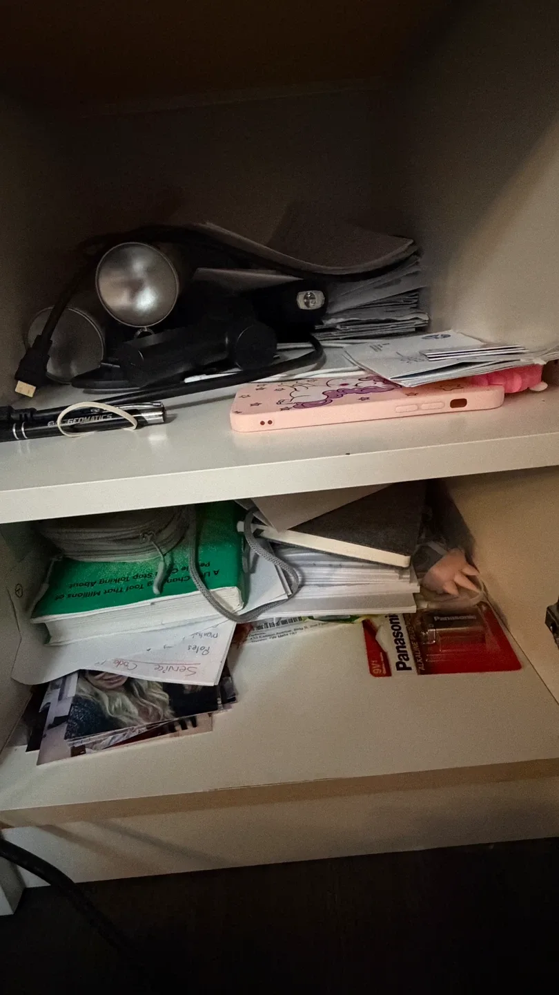 MUST GO BY 12/10 IKEA MALM DESK image indicator(5)