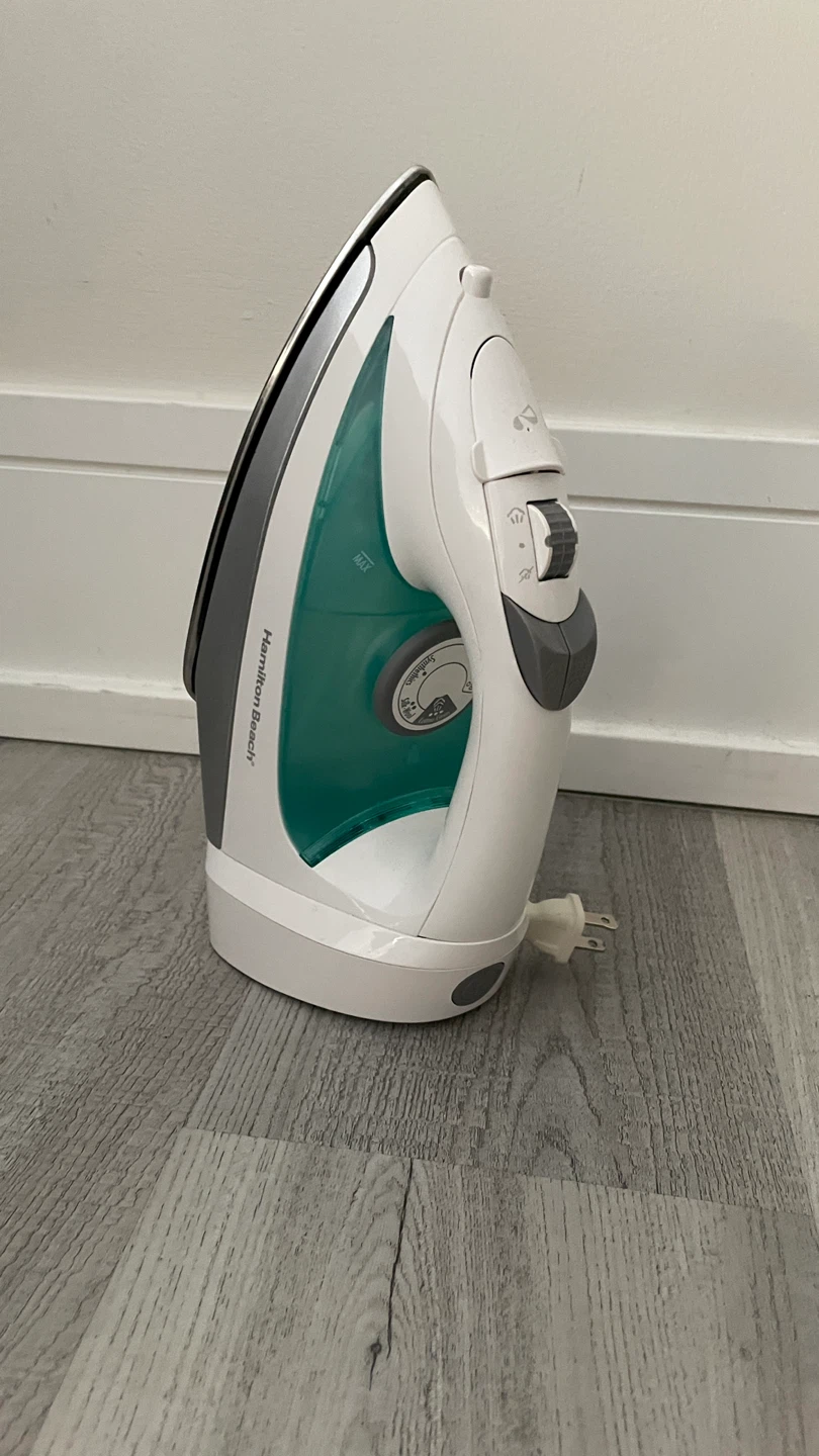 Iron with small ironing board - photo 2