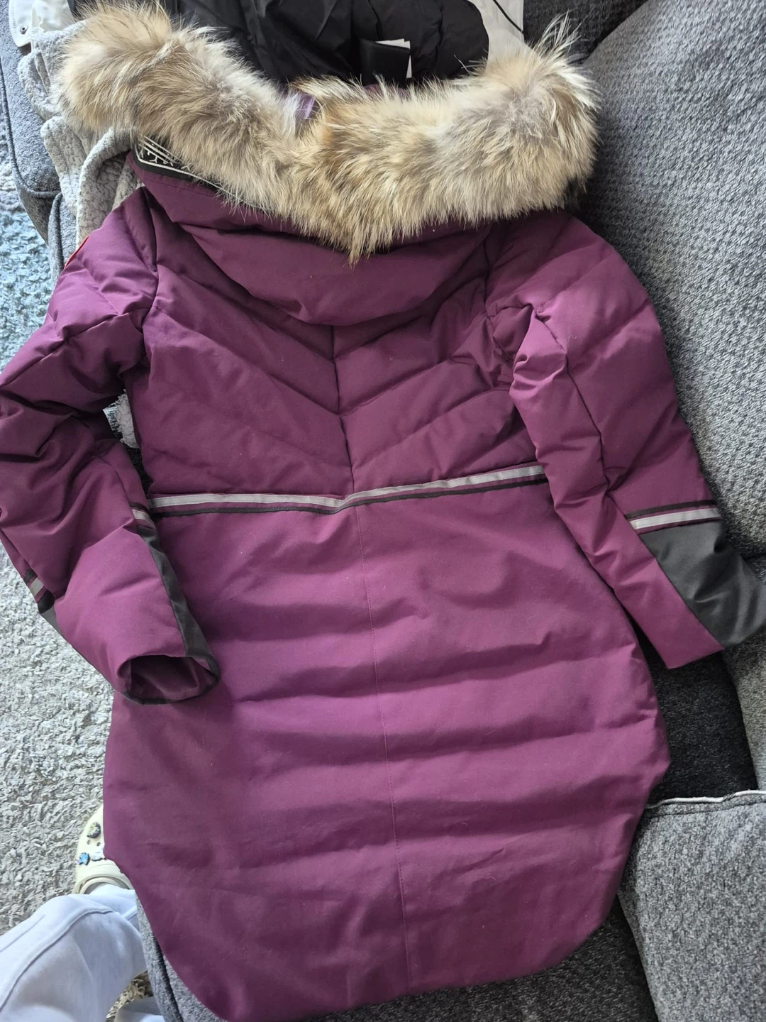 Canada Goose Atigi Parka - Amethyst - Size M/M - photo 3