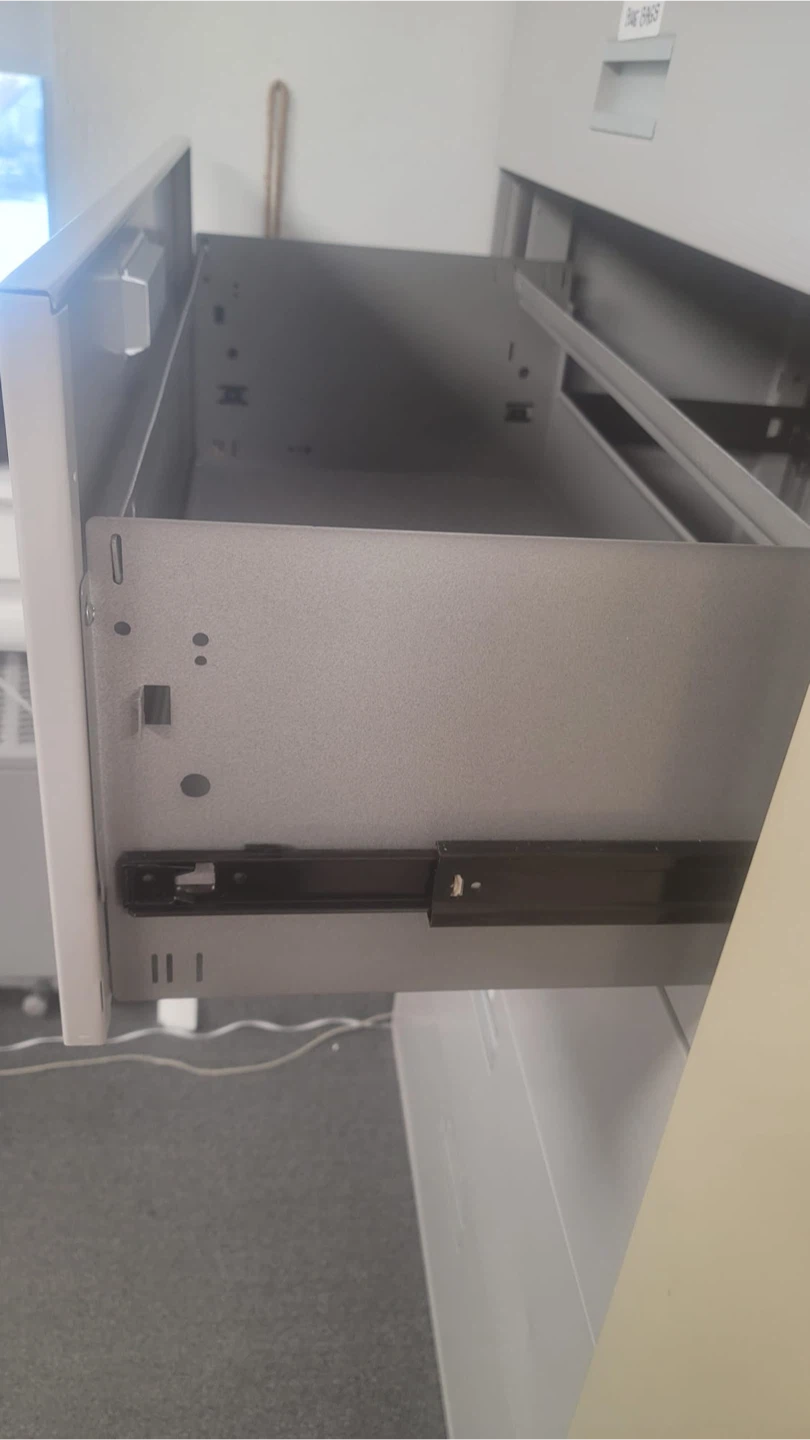 Metal Filing Cabinet - 4 Drawers - photo 2