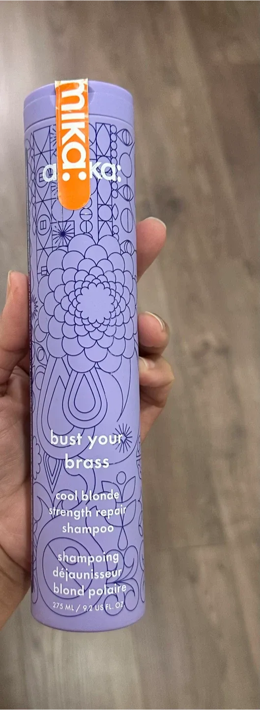 amika Bust Your Brass Cool Blonde Shampoo