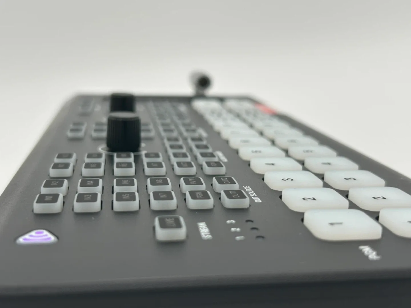 Osee GoStream Duet 8 ISO Video Production Switcher image indicator(6)