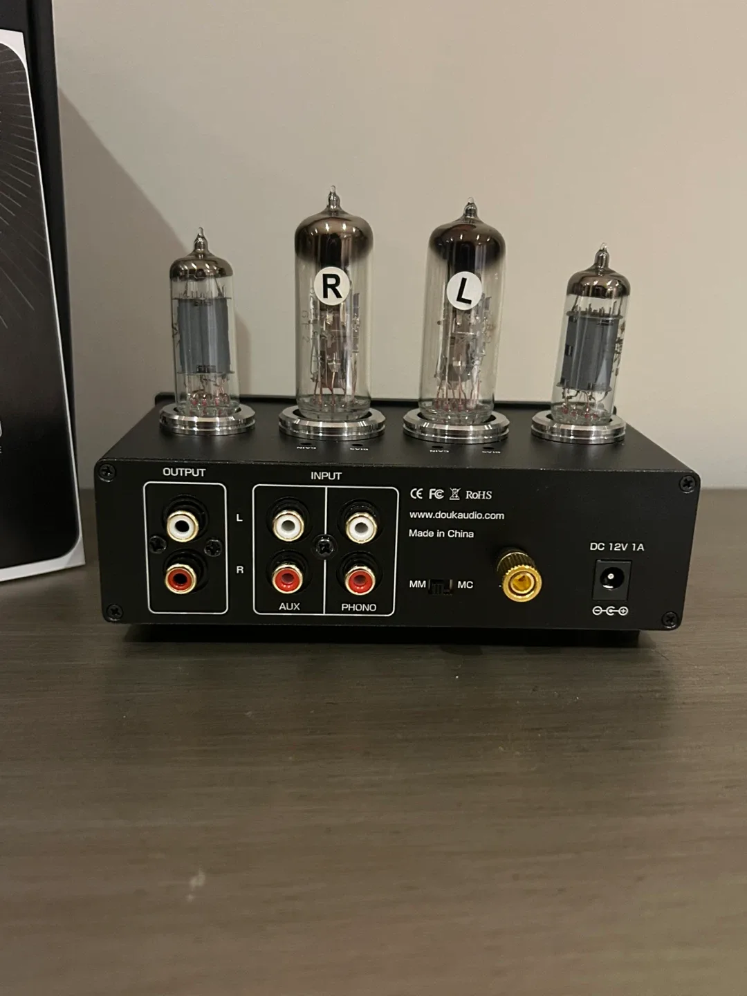 Douk Audio T9 Vacuum Tube Phono Preamp Stereo Preamplifier image indicator(3)