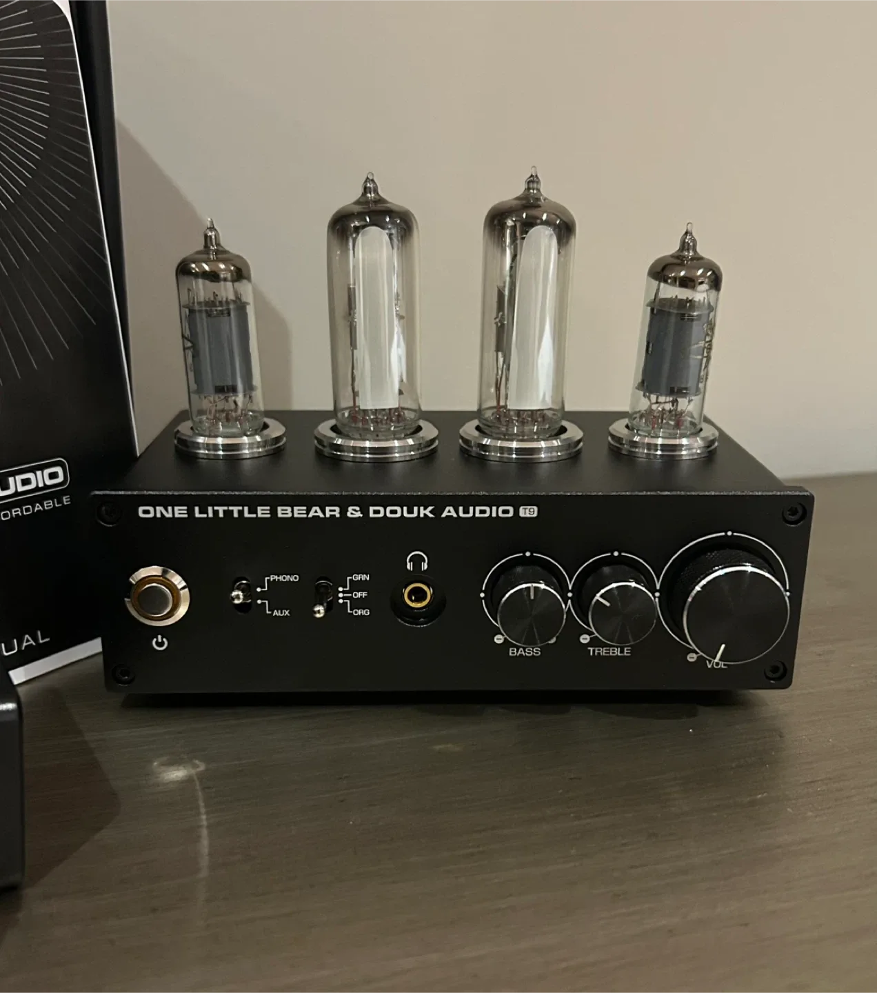 Douk Audio T9 Vacuum Tube Phono Preamp Stereo Preamplifier image indicator(2)