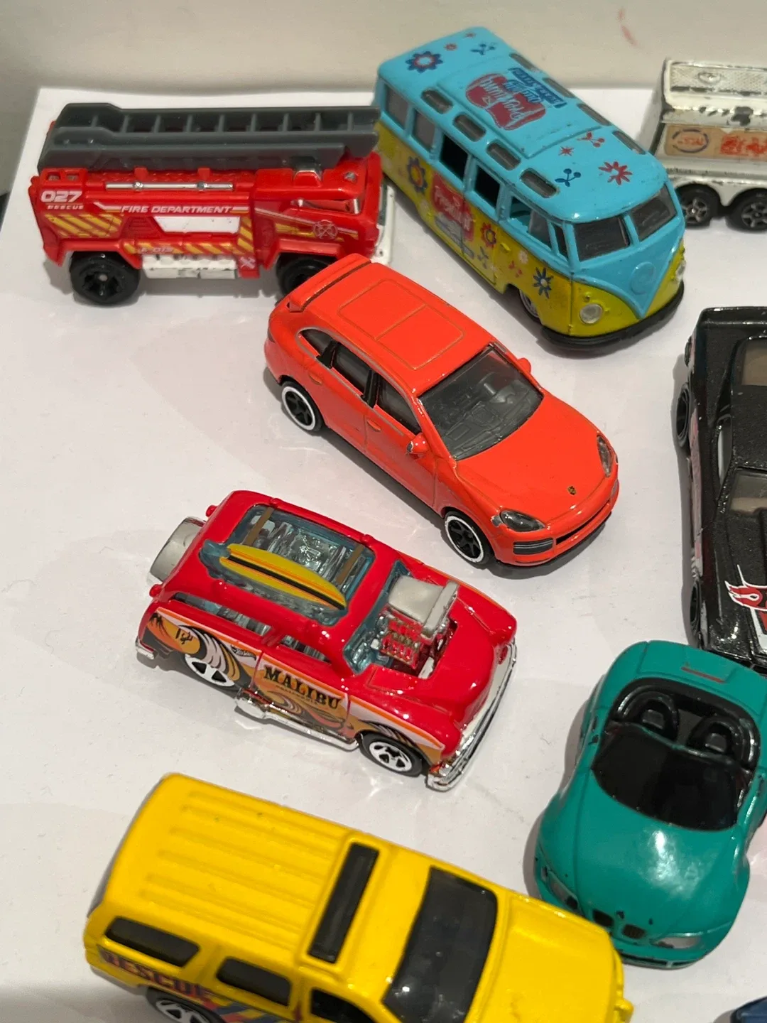 Mixed Lot of Toy Cars image indicator(3)