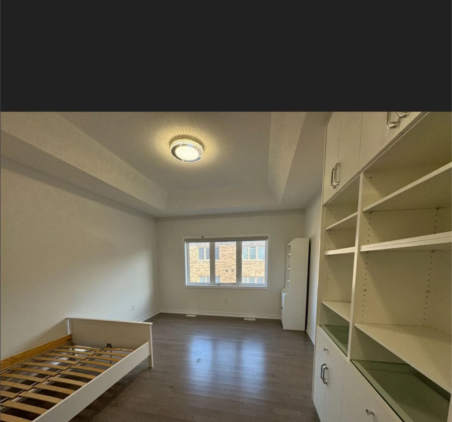 🏡 Master Bedroom for Rent – Spacious & Bright! 🌿 image indicator(7)