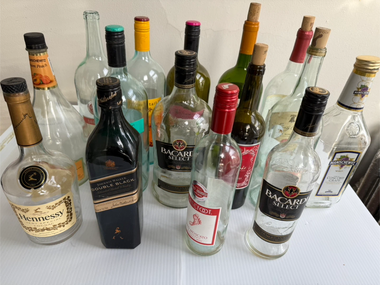 16 Empty Bottles for Coquito or Glass Cutting - photo 3