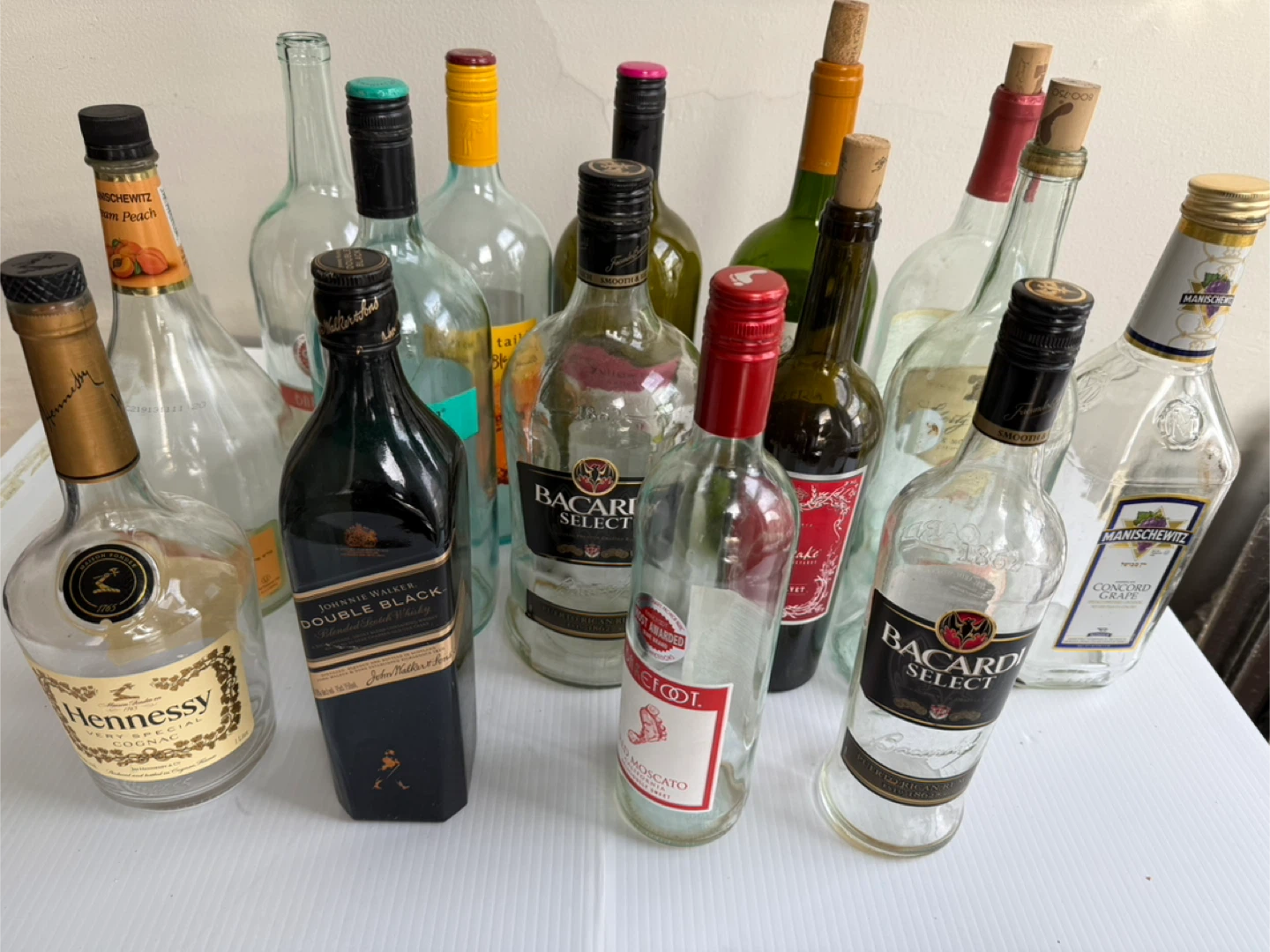 16 Empty Bottles for Coquito or Glass Cutting - photo 2