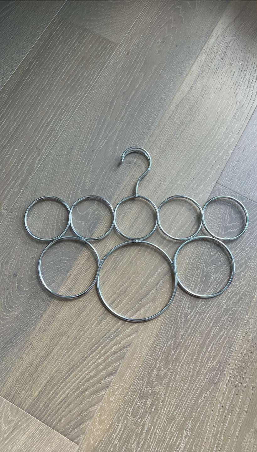 Scarf/Belt Hanger