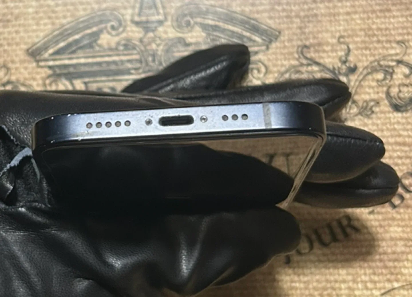 (89%)iPhone 12 128GB-Great Con+ Accessories. image indicator(6)