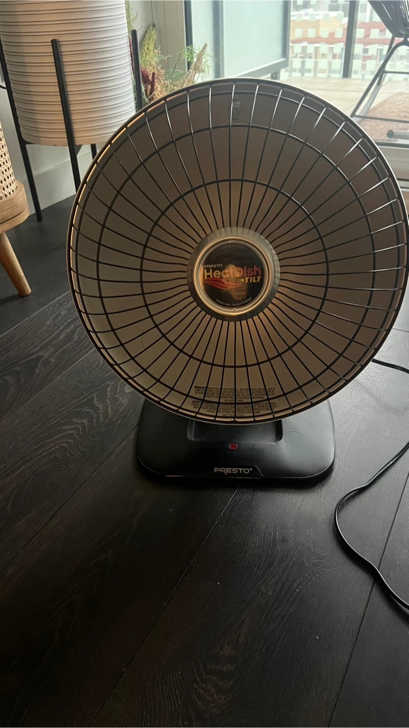 Presto HeatDish Tilt Parabolic Electric Heater