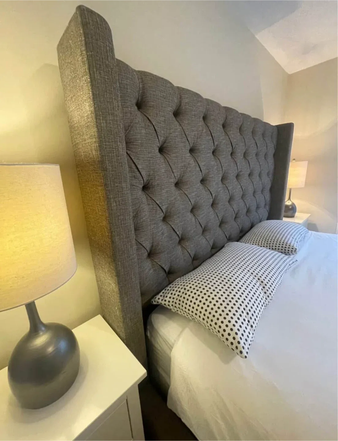 Ashley-Upholstered Wingback Headboard Bed Frame image indicator(5)