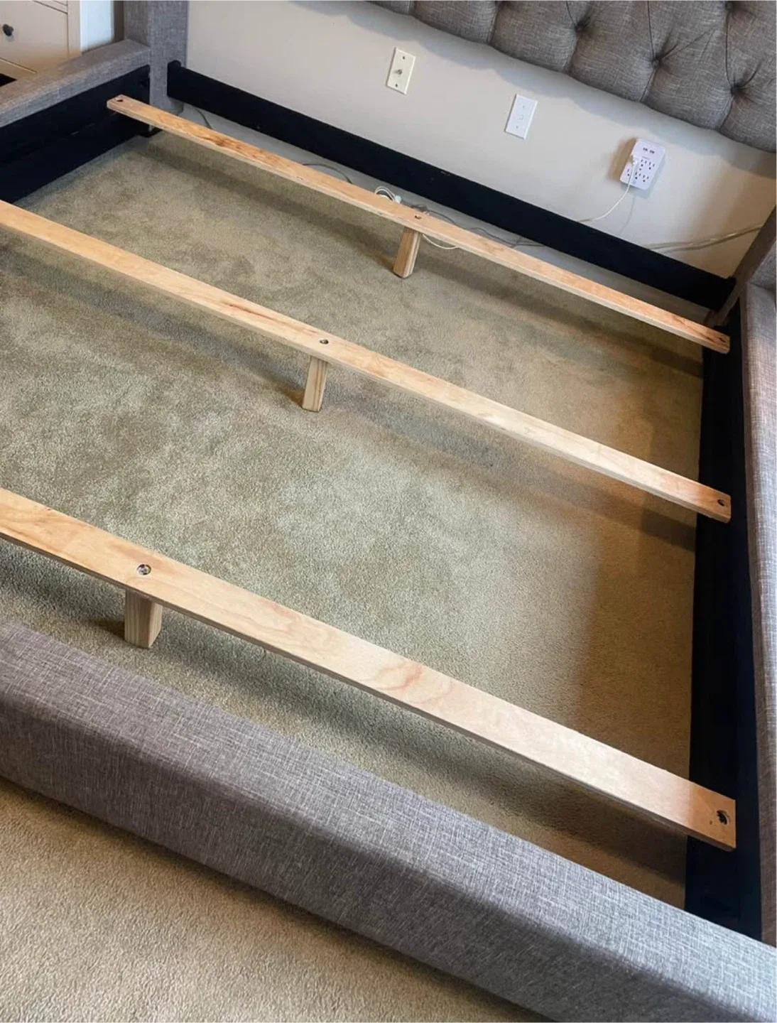 Ashley-Upholstered Wingback Headboard Bed Frame image indicator(7)