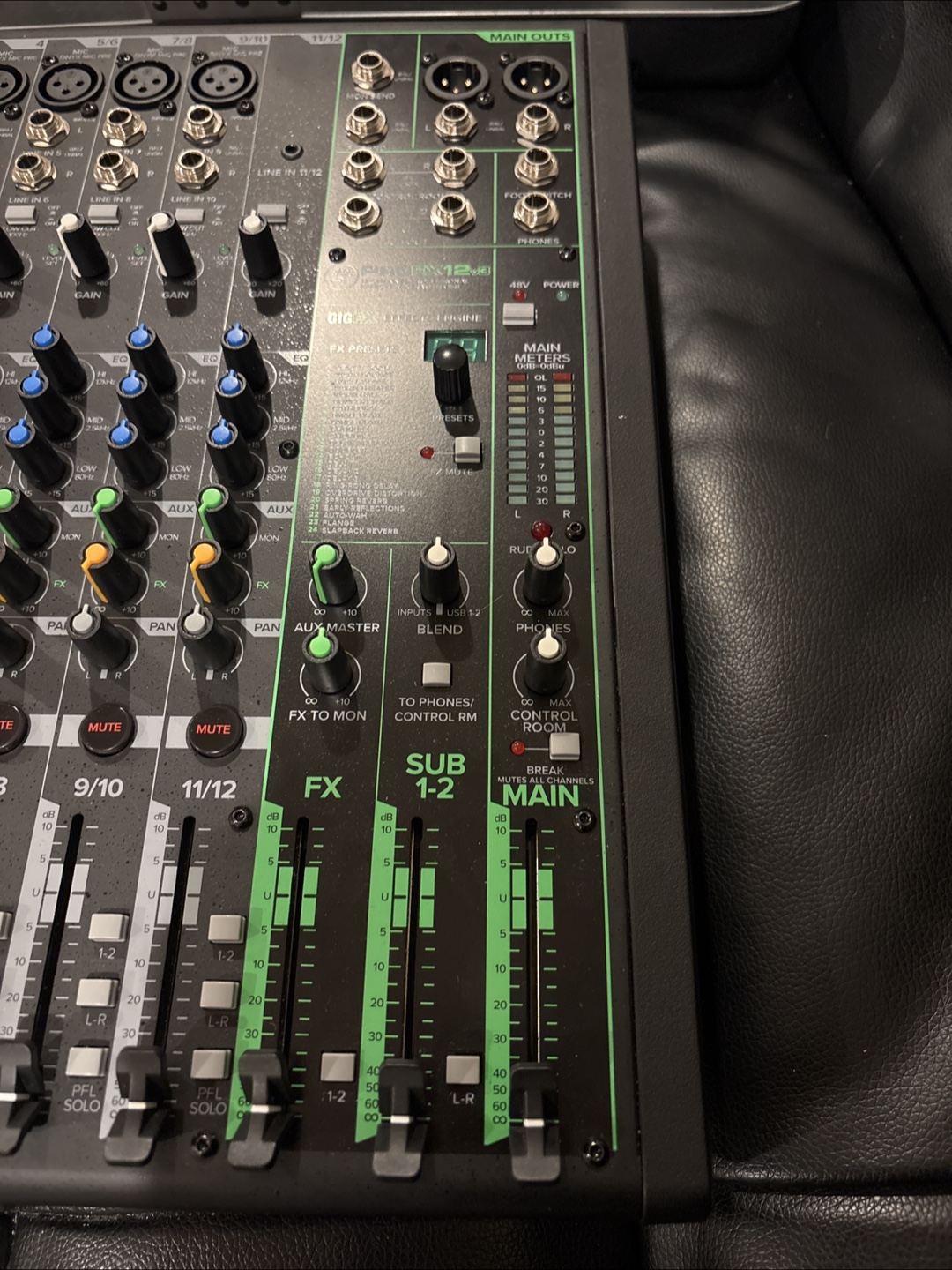 Mackie ProFX12v3 12-Channel Effects Mixer with USB - photo 3