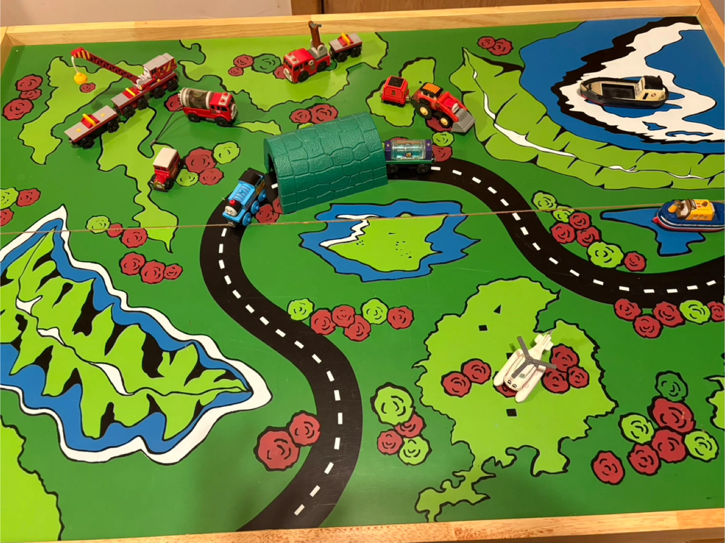 KidKraft Train Table with Storage Bins - photo 2