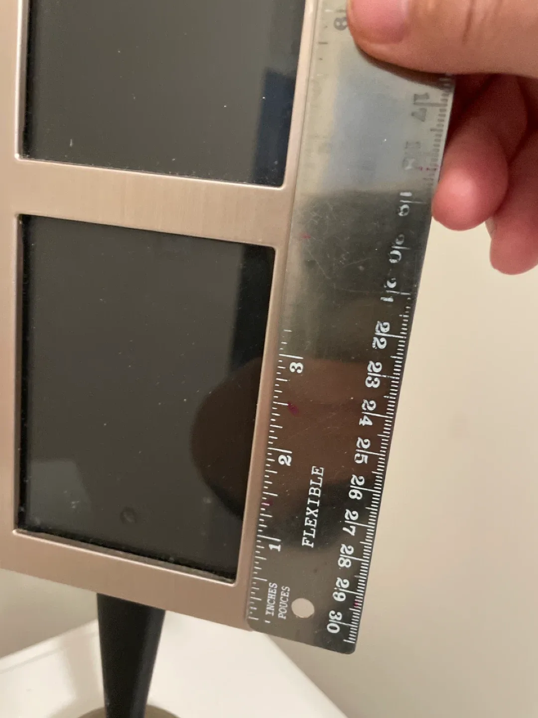 Double Picture Frame like new image indicator(4)