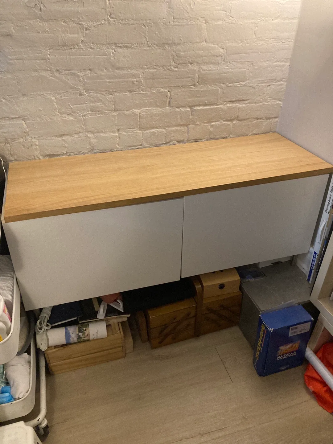 White & Oak Cabinet image indicator(3)