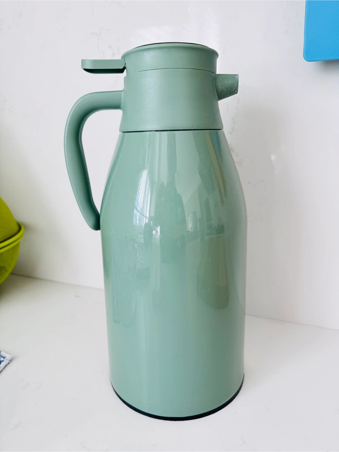 Green Thermos Vacuum Insulated Carafe - photo 3