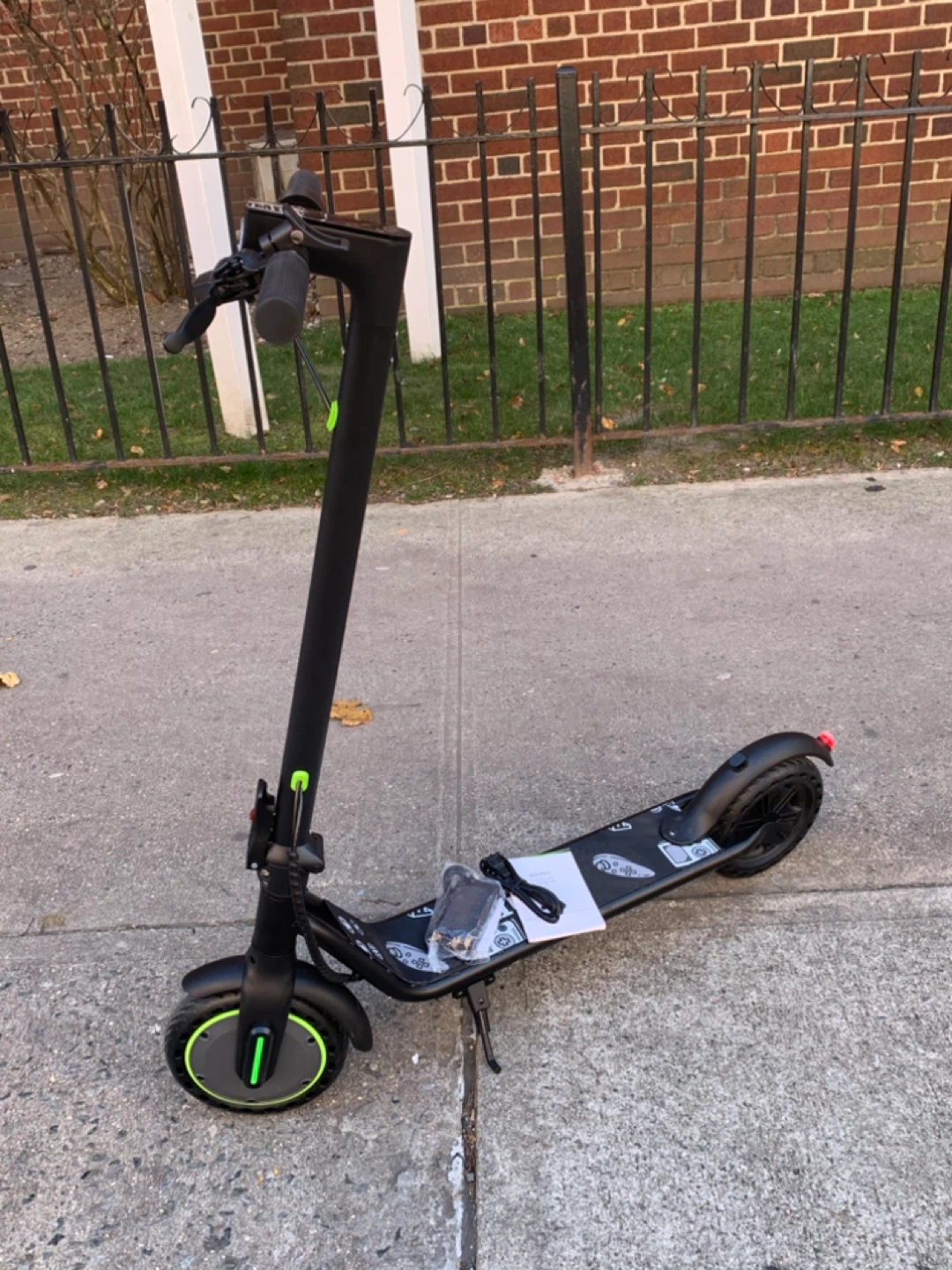 RIUIIO brand new electric scooter run fast 25mph
