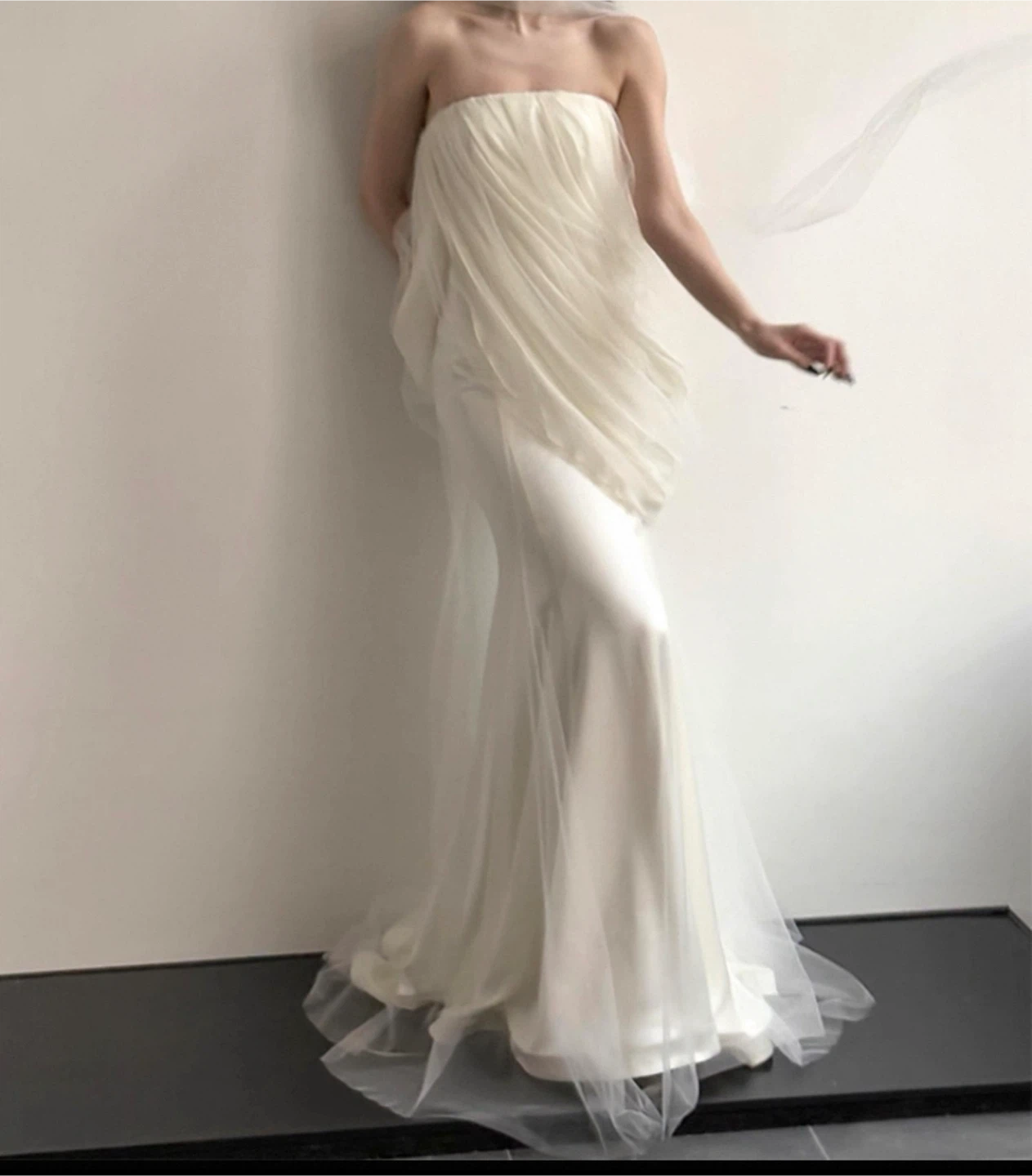 White Wedding Dress - photo 2