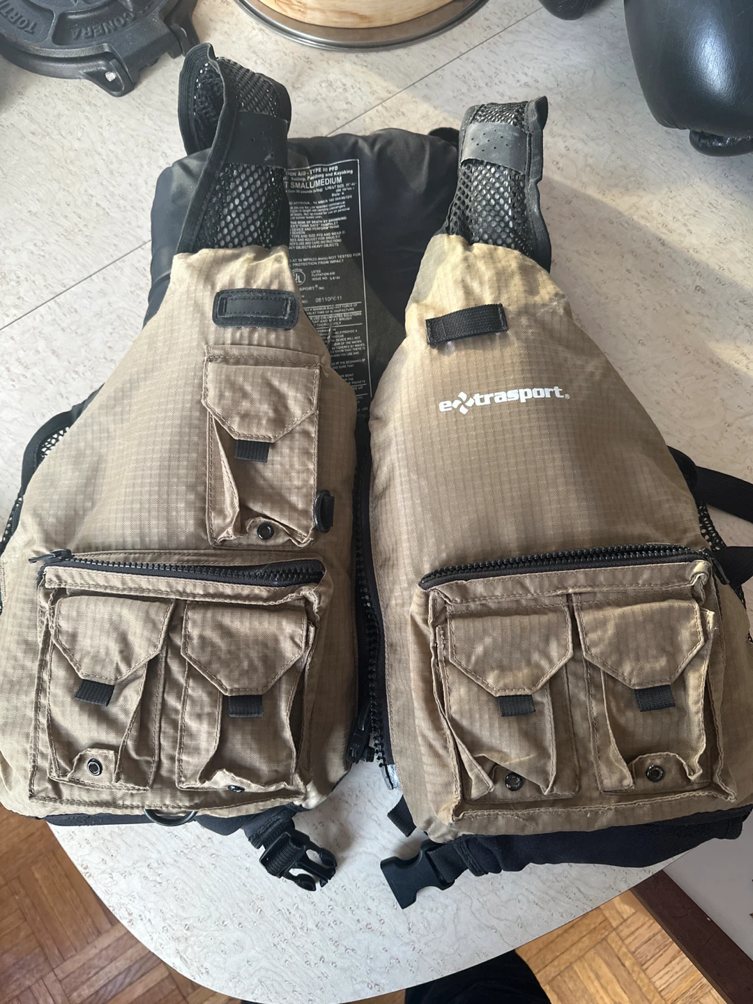 Extrasport Fishing Vest Adult Small/Medium - Like New!