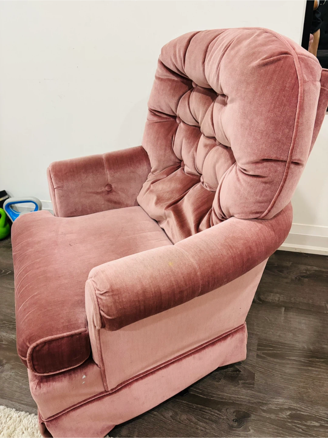Pink Velvet Rocking Chair - photo 2