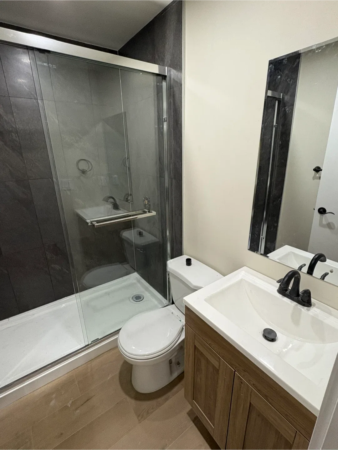 2 bedroom basement available for rent image indicator(2)