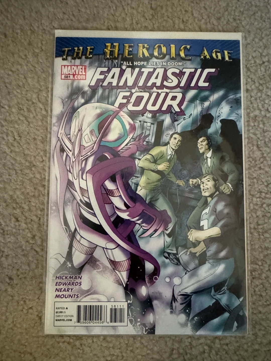 Comic Books - Justice League , Superboy, Fantastic 4 image indicator(5)