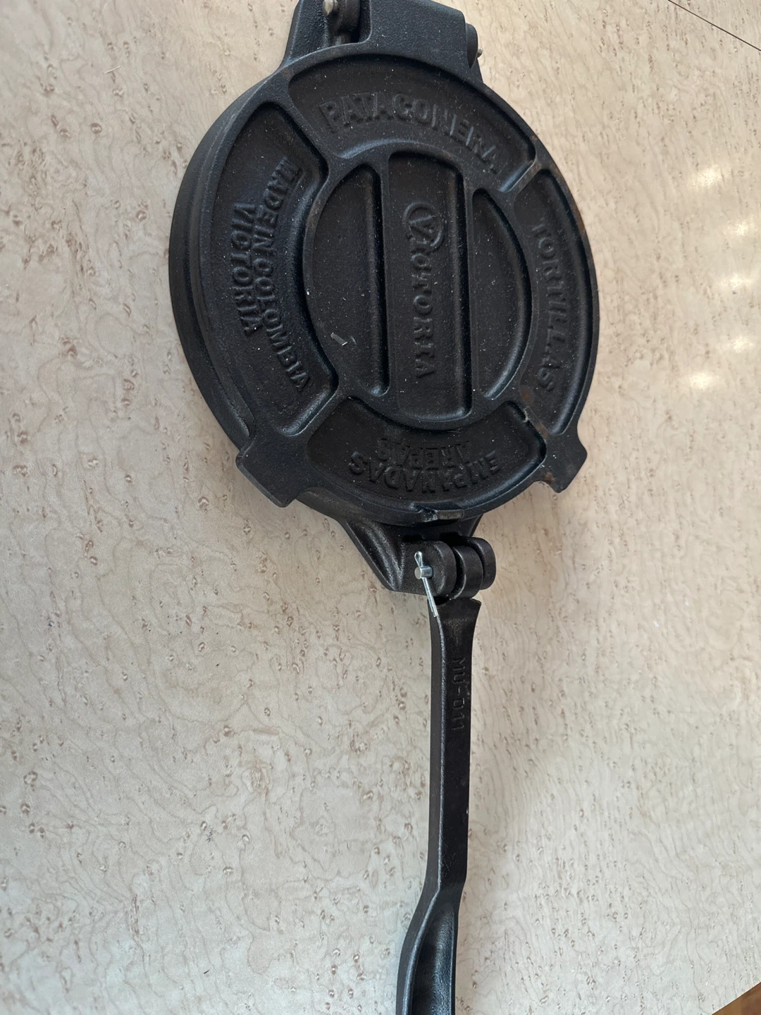 Victoria Cast Iron Tortilla Press