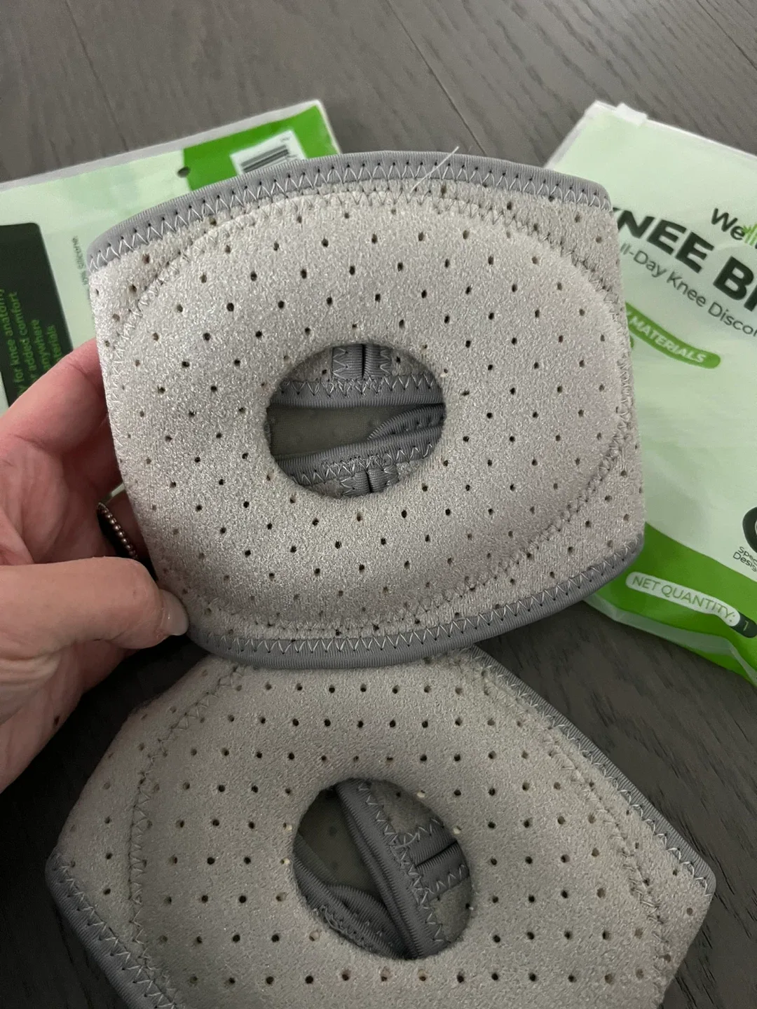 Wellnee Knee Brace - All-Day Discomfort Relief image indicator(3)