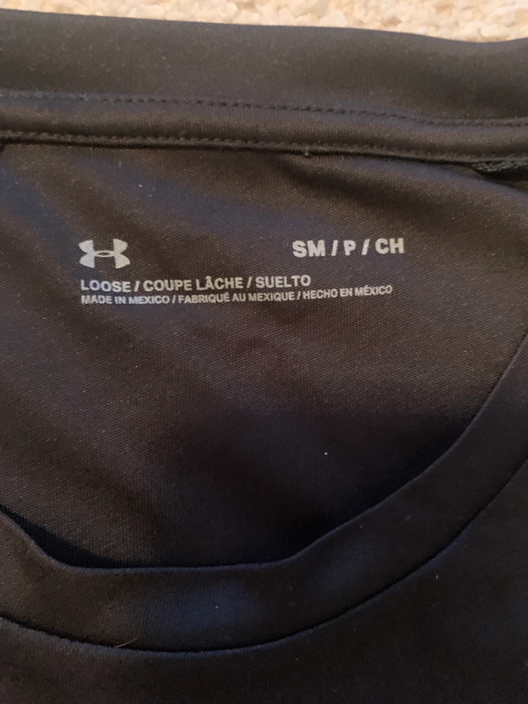 Under Armour Black T-Shirt - Size Small - photo 2