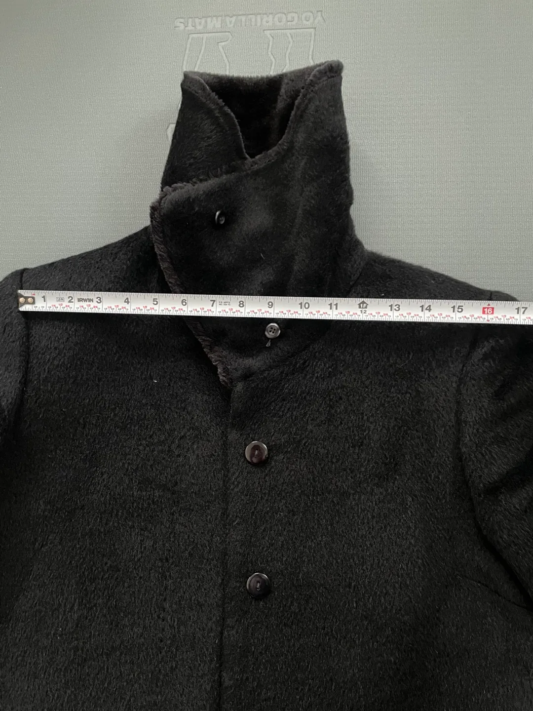 Black Long Coat with Fur Collar image indicator(4)