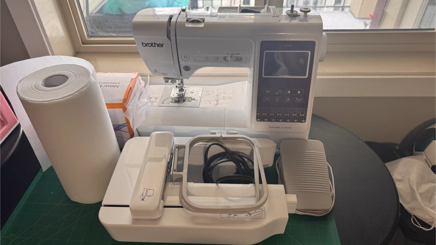 Brother SE725 Embroidery & Sewing Machine