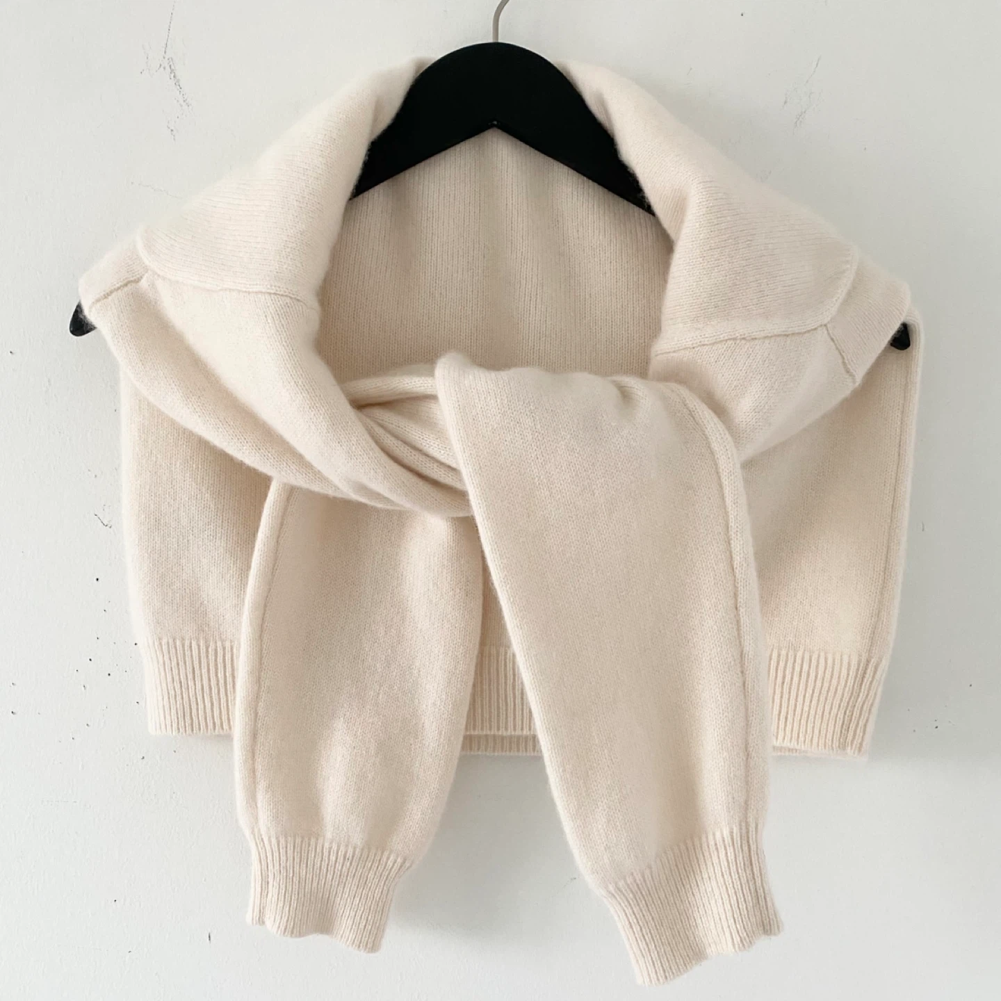 Aritzia 100% Cashmere Mockneck Sweater - photo 4