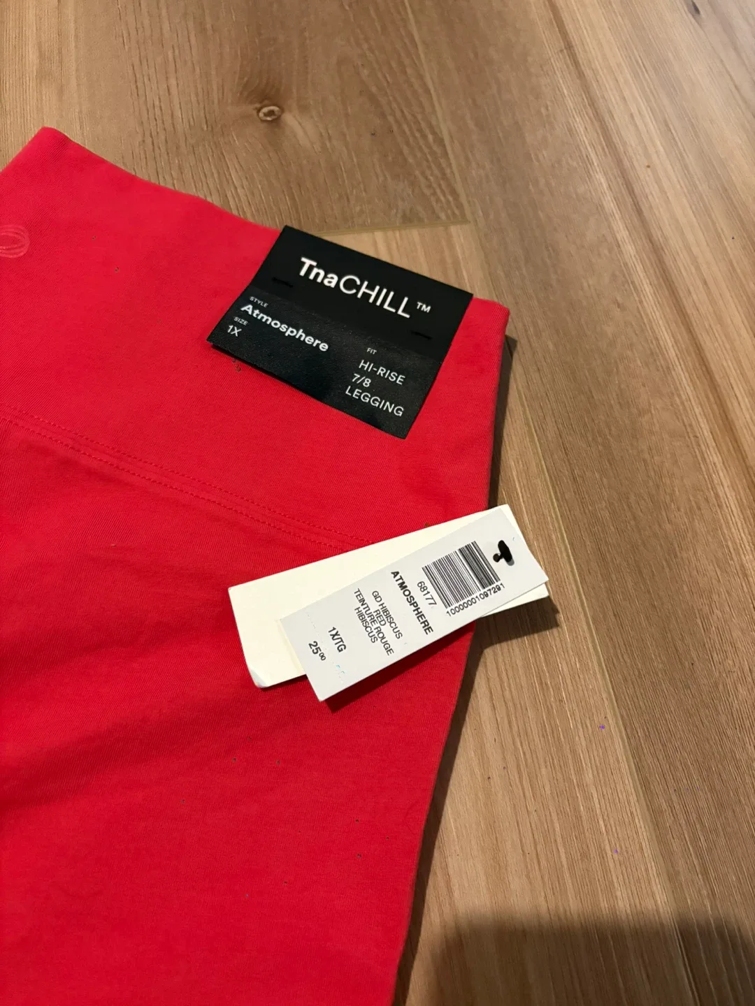 TnaCHILL Atmosphere Hi-Rise Legging 1X Red image indicator(3)