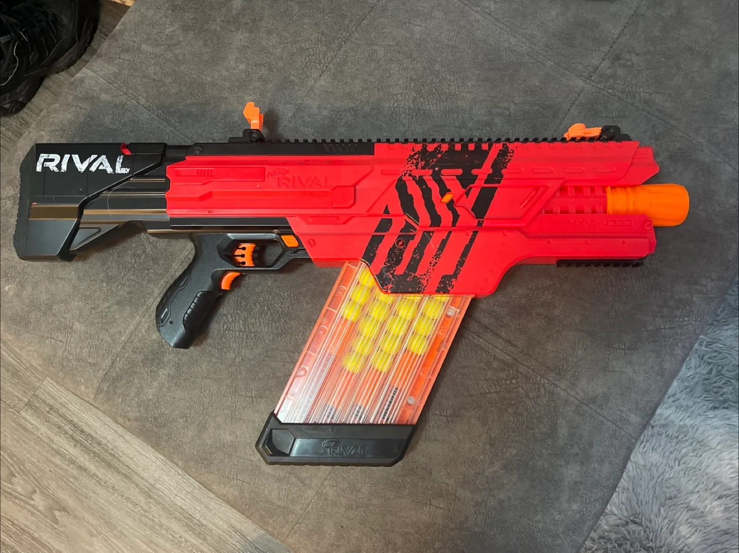 Nerf Rival MXVI-4000 gun