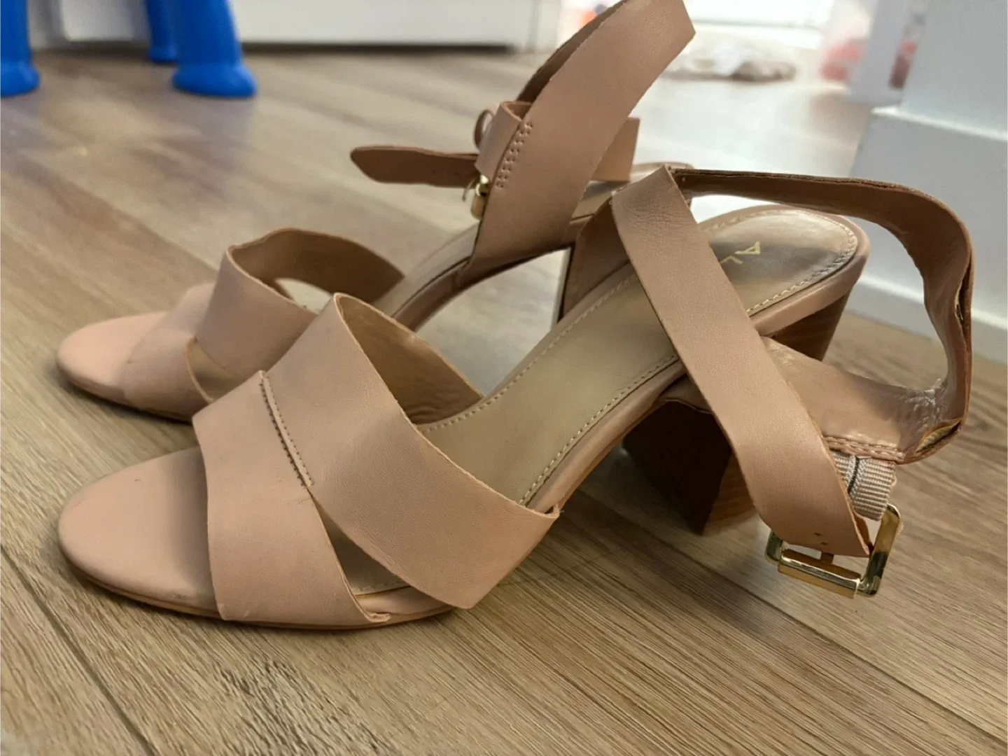 Aldo Peach Block Heel Sandals size 8