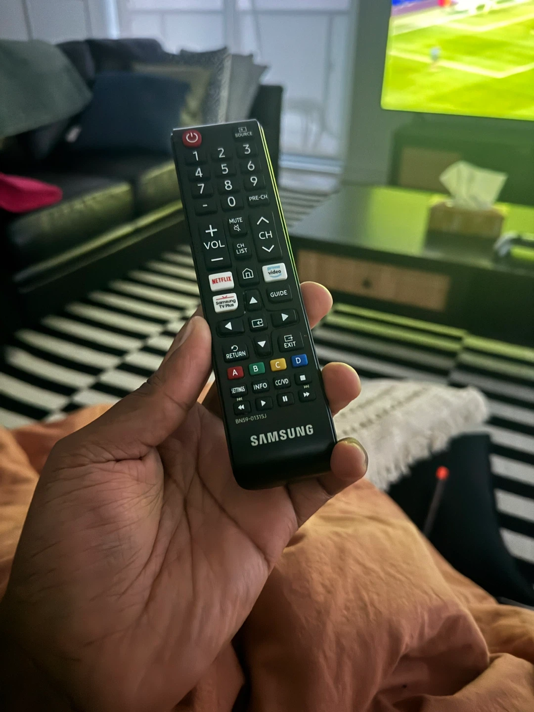 Samsung 6 Series (65") TV - photo 5